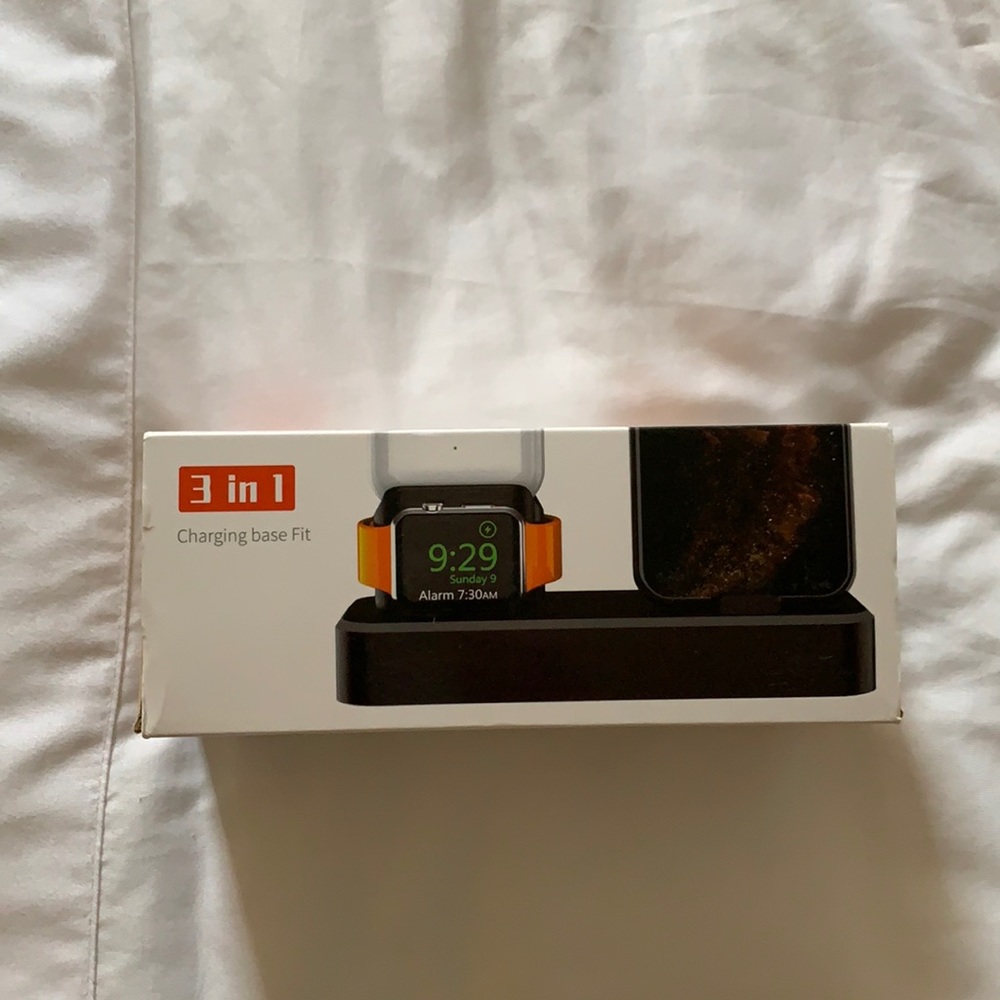 3 in 1 charging station